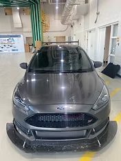 Focus ST with rear wing, front view