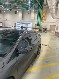 Focus ST with rear wing, side view
